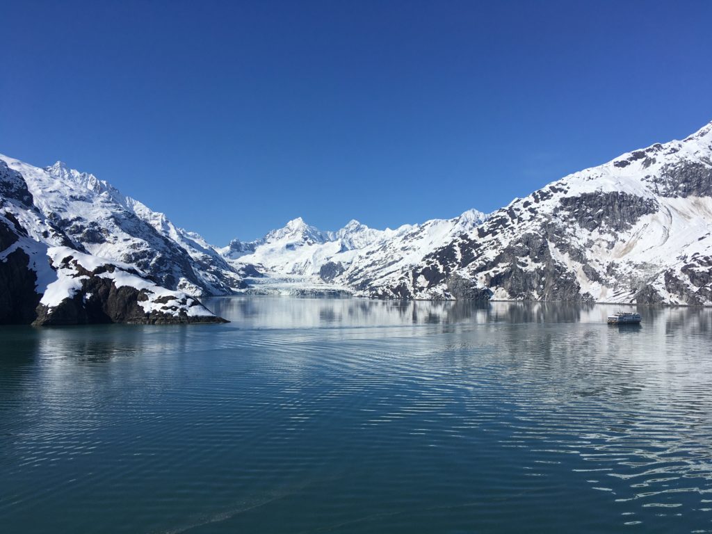 Glacier Bay - Johns Hopkins Glacier