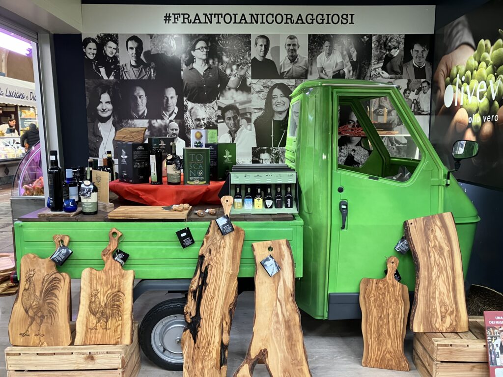 Livorno Market Tuk-Tuk